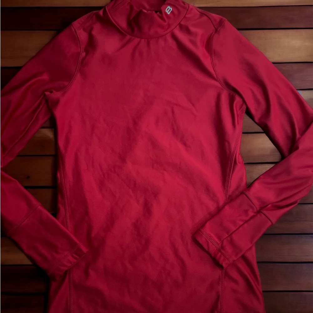 Layer8 Performance Qwick Dry Top Xs